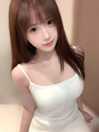 「筱鈺｜ 三點粉嫩剛開苞 小穴緊窄多水」