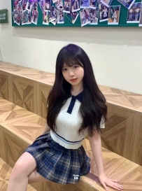哈尼21歲161D｜韓系制服甜妹高顏又溫柔，會接氣氛陪伴感很順