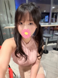 反差路線 清純臉 奶糖妹妹 溫柔女友FU 欠插求疼愛 無套口爆 乖乖等你來調教～