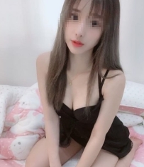 「21歲甜美學生妹 黑色吊帶短裙 深溝肉感 正妹高CP值外約 台北」
