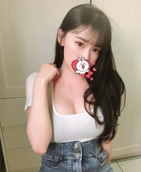 夢星23歲165F｜巨乳美腿比例很頂，活潑會接話，甜甜陪伴感很難拒絕