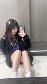 麥芽 157／B奶 19歲幼齒 瘦小有料 可騷可純小女友 兼職等你領